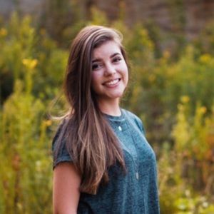 Meet your Posher, Caitlin